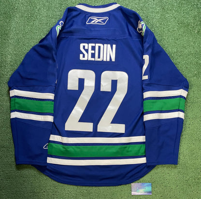 Vancouver Canucks Daniel Sedin #22 hockey jersey
