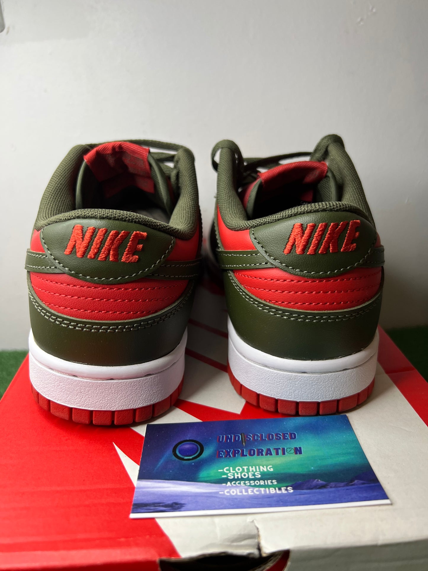 Nike dunk low cargo khaki mystic red size 7youth/8.5women