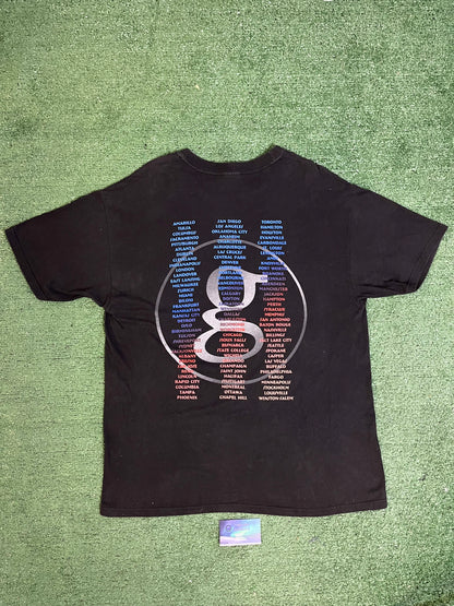 Vintage 1990s Garth Brooks tee