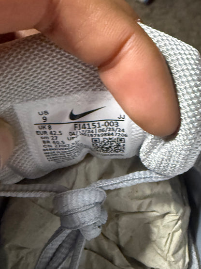 Nike Vomero Wolf Grey