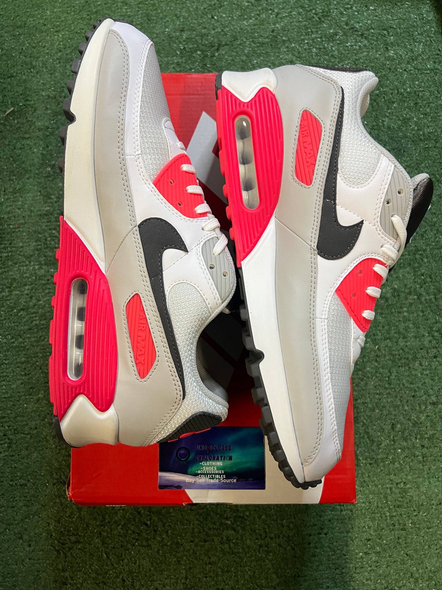 Nike air max 90 chlorine size 13men/14.5women