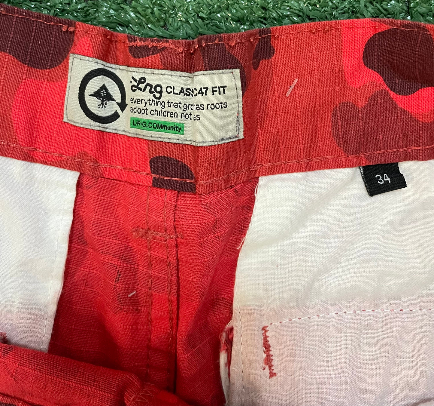 Vintage LRG red cargo camo shorts