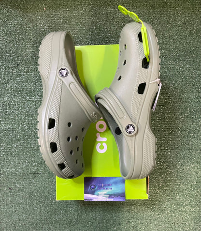 Crocs classic moss green