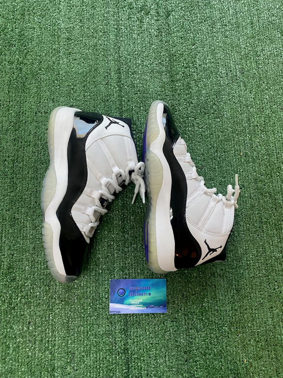 Jordan 11 Concord size 6youth/7.5women