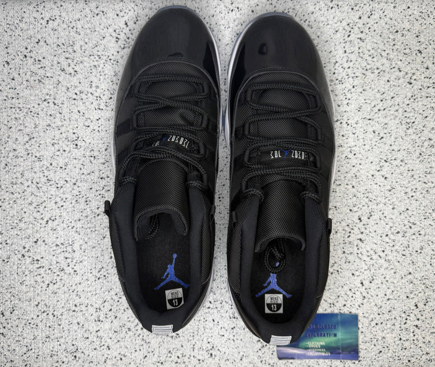 Jordan 11 Low Space Jam