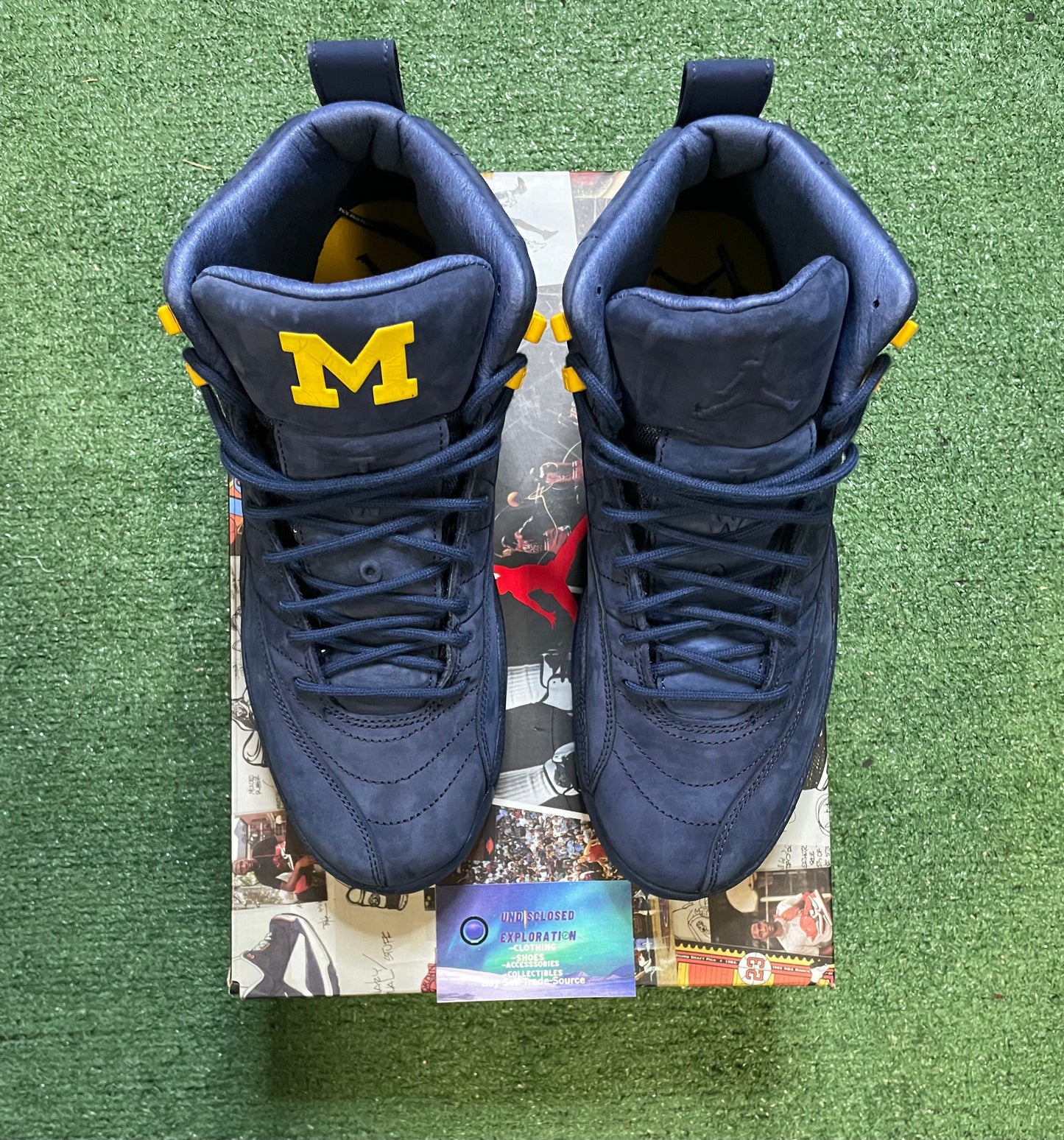 Air Jordan 12 Retro Michigan size 11men/12.5women