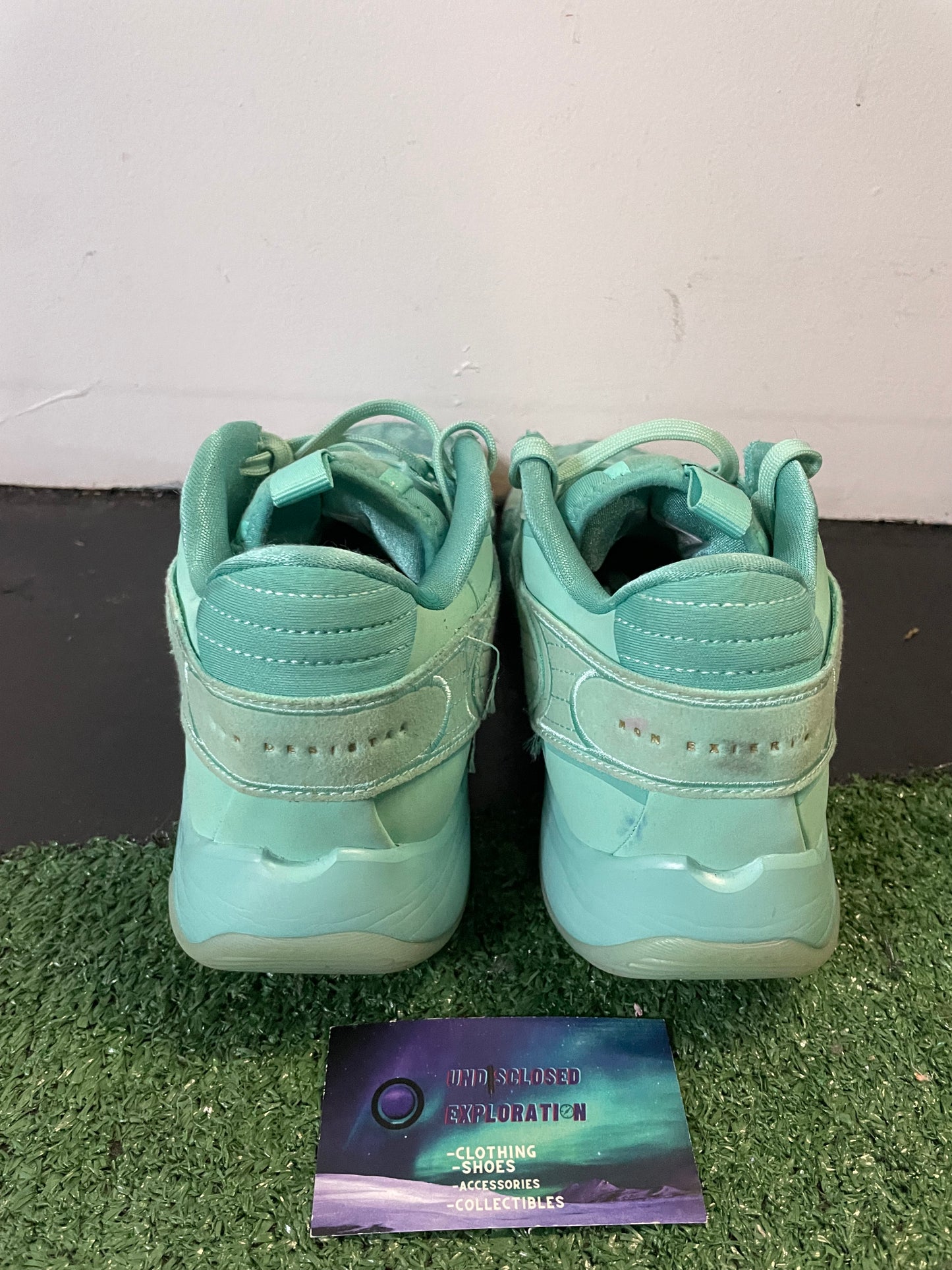 Jordan 2 Luka matador size 10men/11.5women