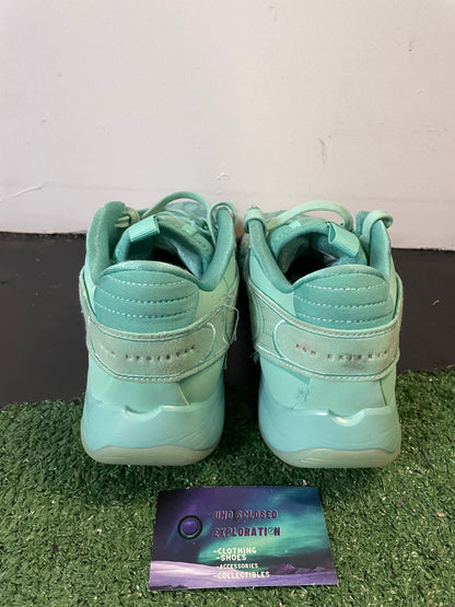 Jordan 2 Luka matador size 10men/11.5women