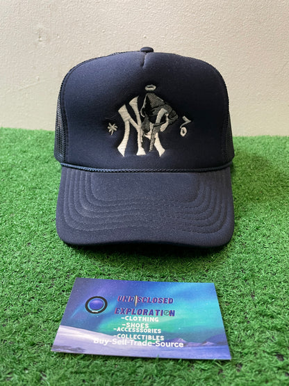 New York Yankees navy mesh hat