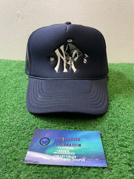 New York Yankees navy mesh hat