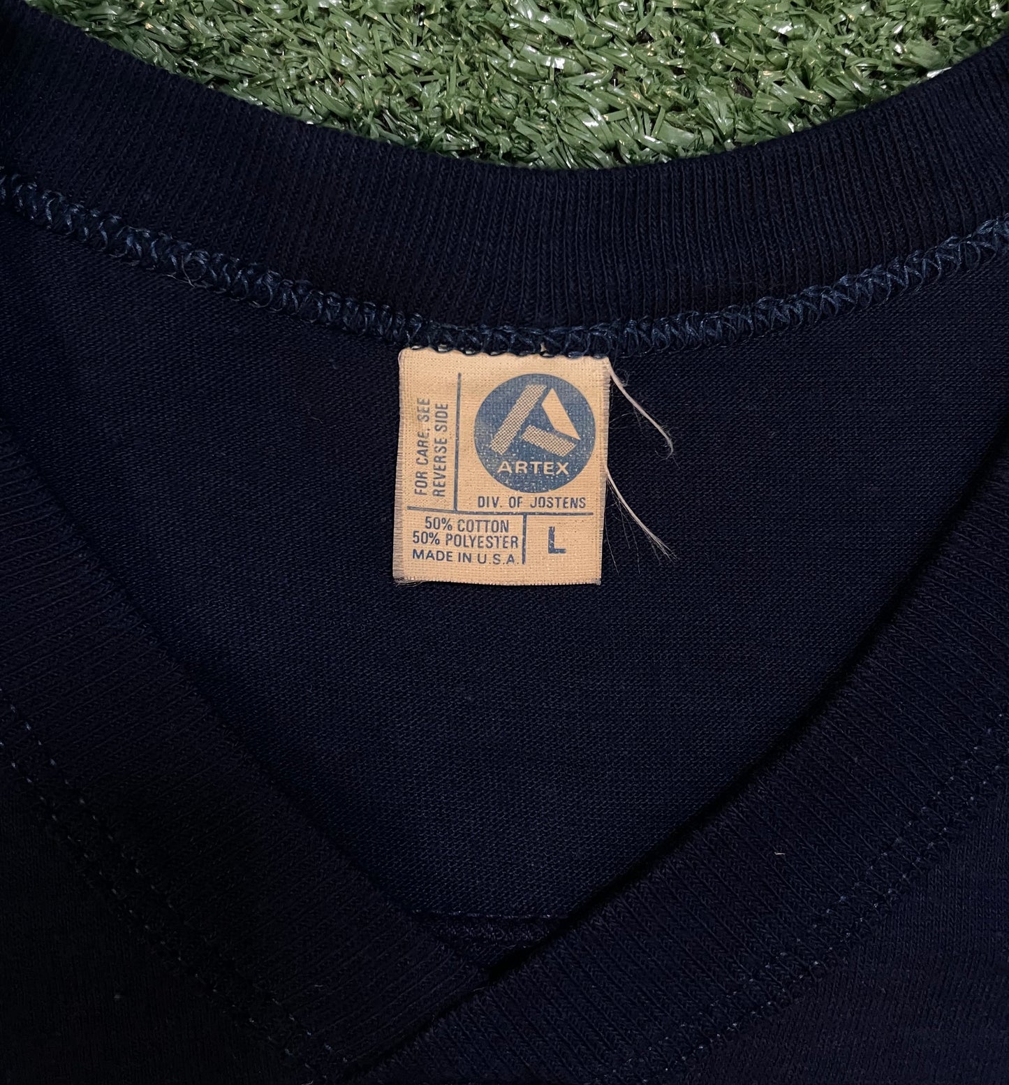 Vintage 1970s UW University of Washington Huskies football tee