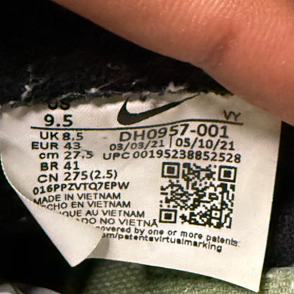 Nike Dunk Low Crazy Camo 9.5 Men “Preowned”