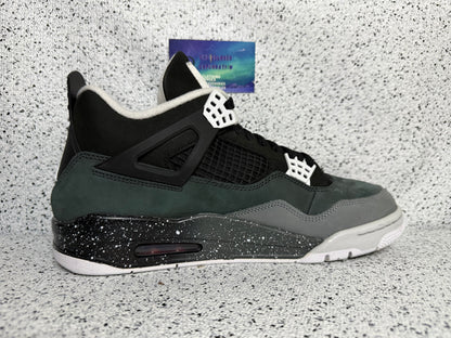 Jordan 4 Fear 11 Men/12.5 Women “Preowned”