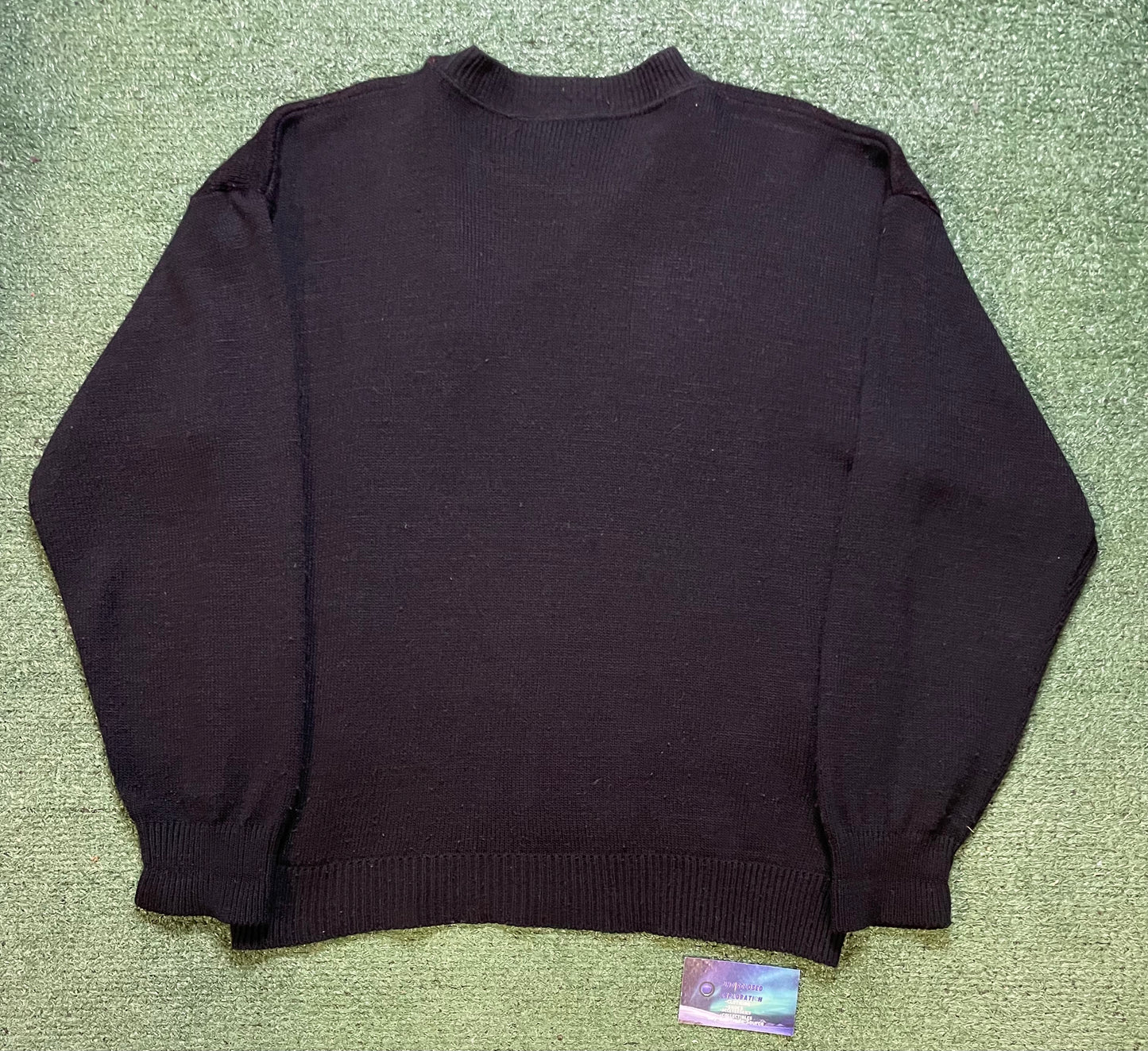 Vintage Cabin Creek wreath knit crewneck