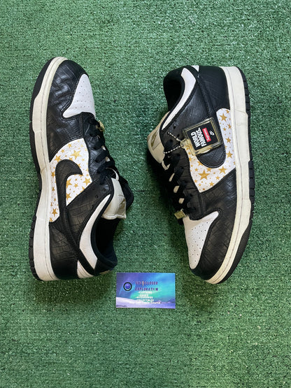 Nike SB Dunk Low X supreme black Stars size 11.5men/13women