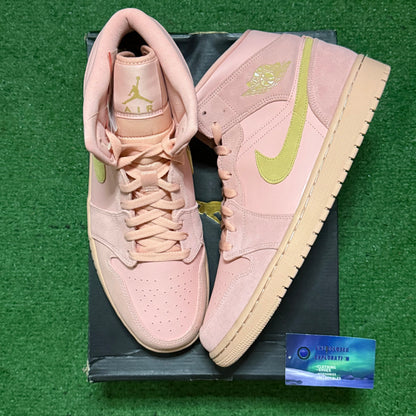 Jordan 1 Mid Coral Gold