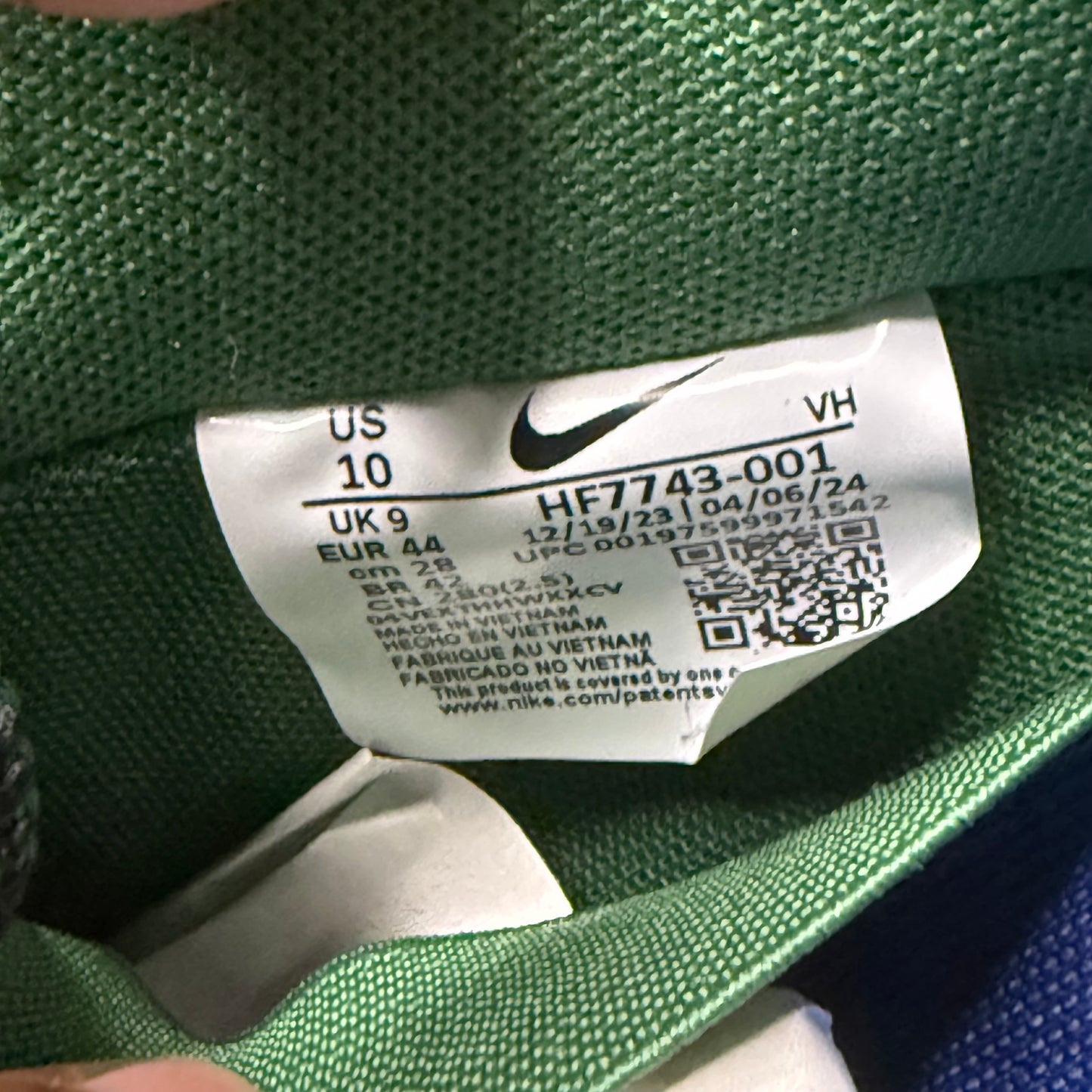 Nike Dunk SB Low There 10 Men/11.5 Women “Preowned”