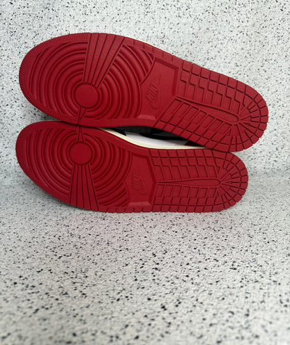 Jordan 1 Black Toe