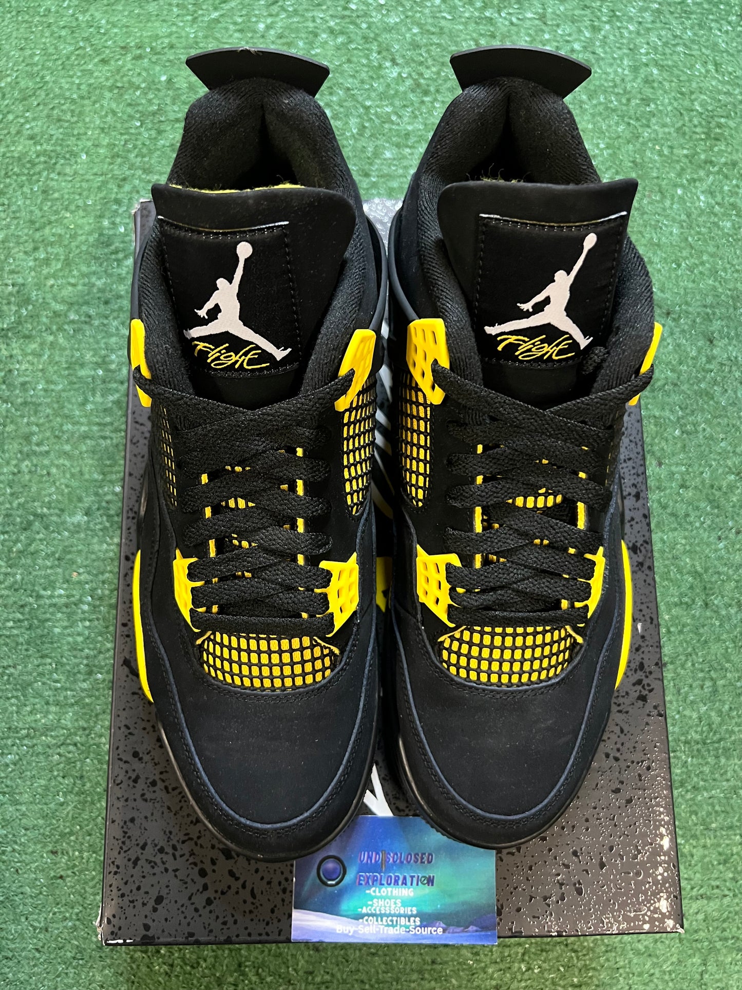 Jordan 4 thunder