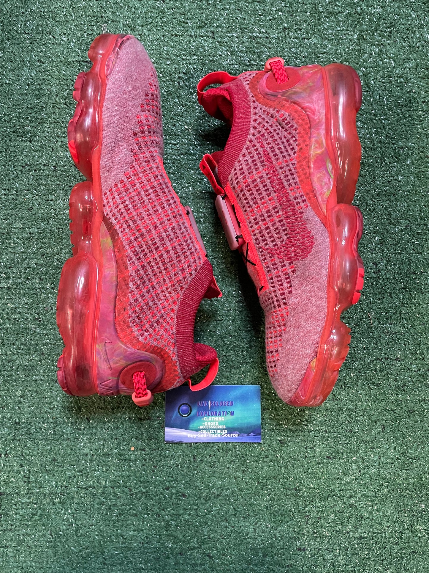 Nike flyknit vapormax team red size 10men/11.5women