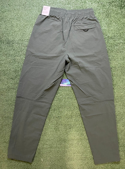 Nike tech woven dark green pants