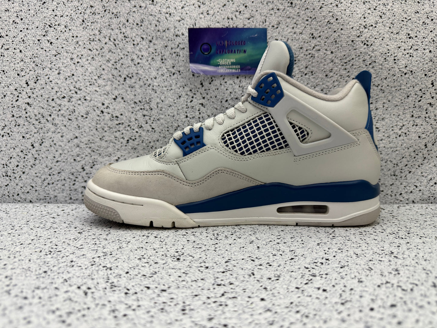 Jordan 4 Military Blue 9 Men/10.5 Women “Preowned”