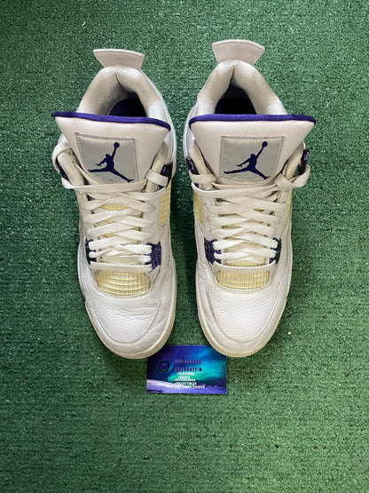 Air Jordan 4 purple metallic size 10men/11.5women