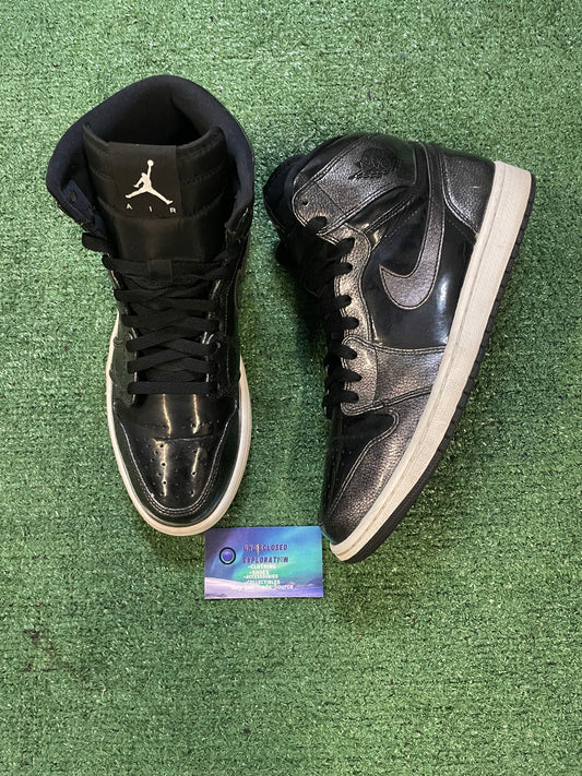 Air Jordan 1  Black Patent anti gravity size 11men/12.5women
