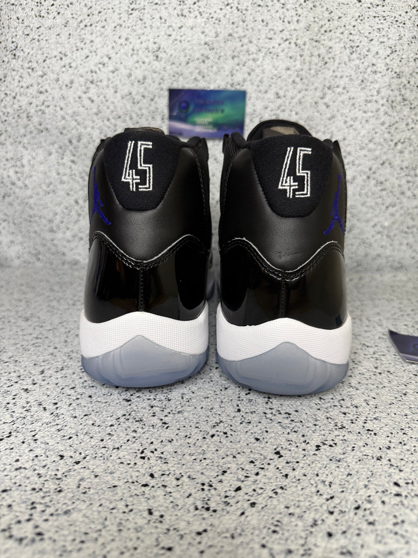 Jordan 11 Space Jam