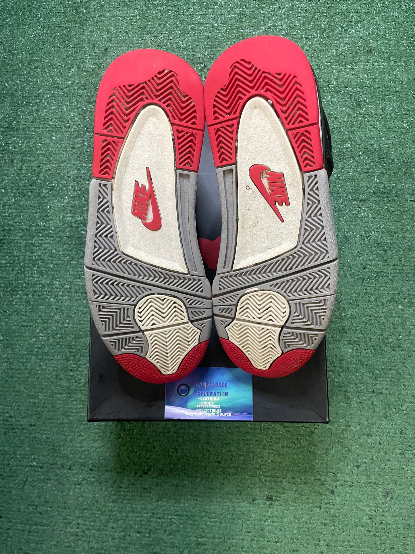 Air Jordan 4 bred 2019 size 9men/10.5women