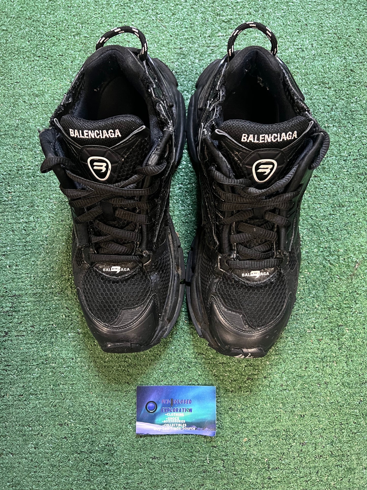 Balenciaga runner triple black size 11men/12.5women(EU 44)
