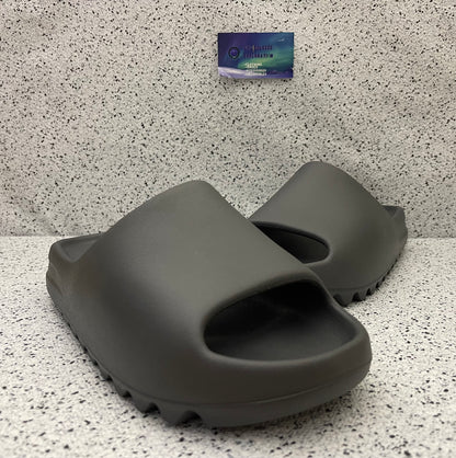 Yeezy Slide Slate Grey