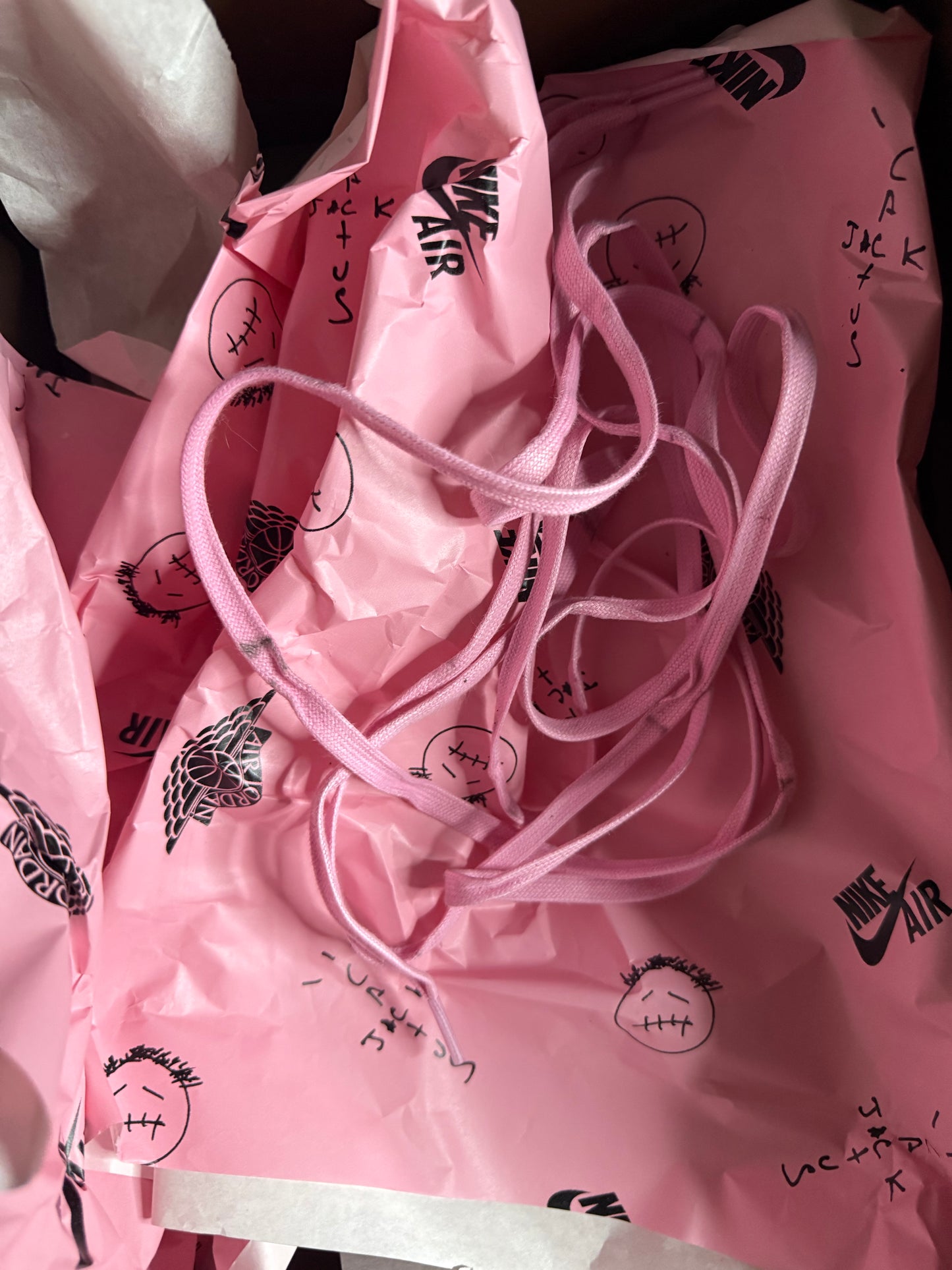 Jordan 1 Low Travis Scott Velvet 10 Men/11.5 Women “Preowned”