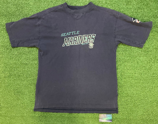 Vintage 1990s Seattle Mariners MLB embroidered tee