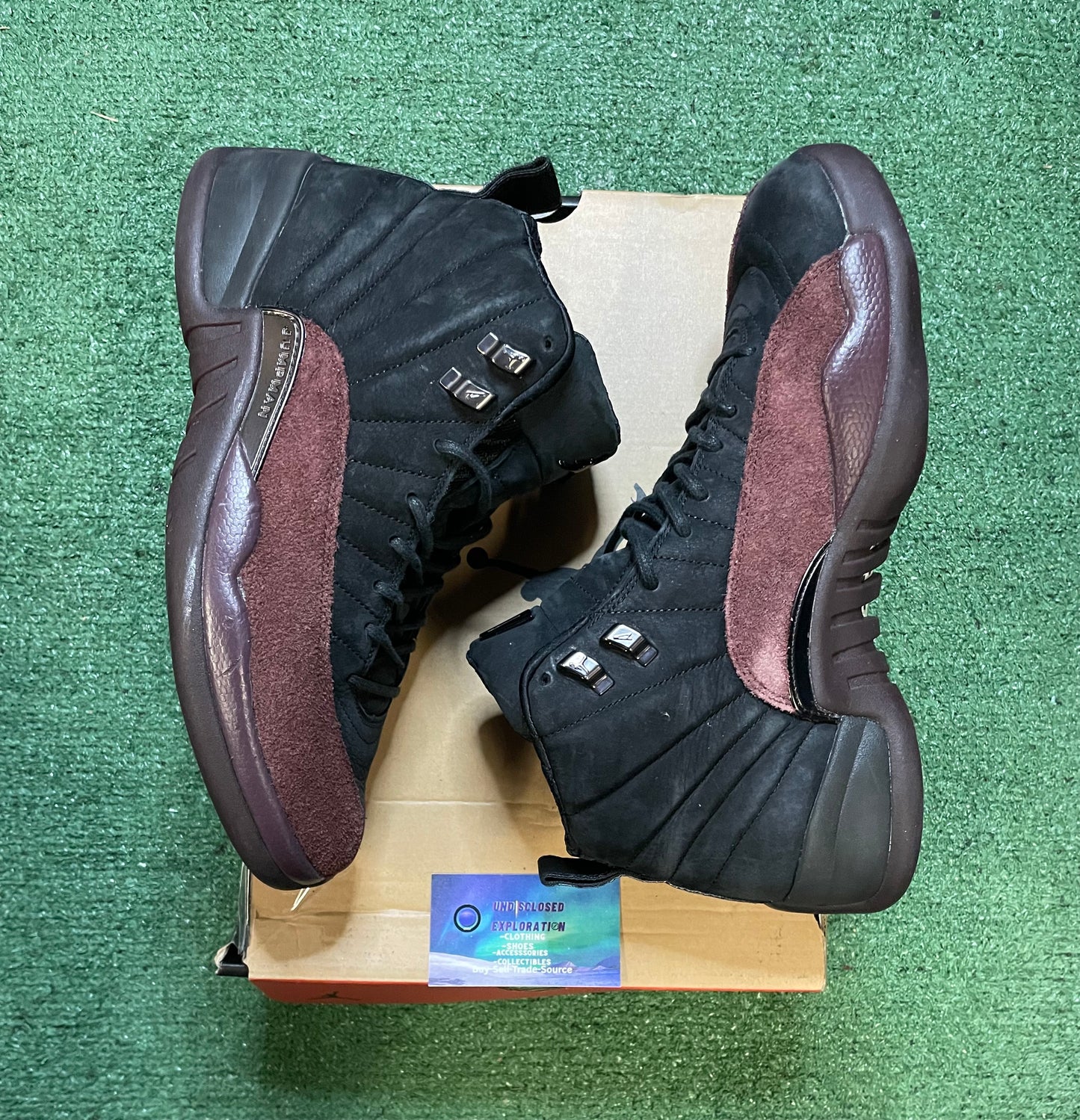 Air Jordan 12 a ma maniere black size 11men/12.5women