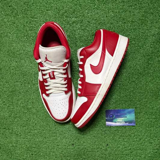 Jordan 1 Low Gym Red 9.5 Men/11 Women “Preowned”