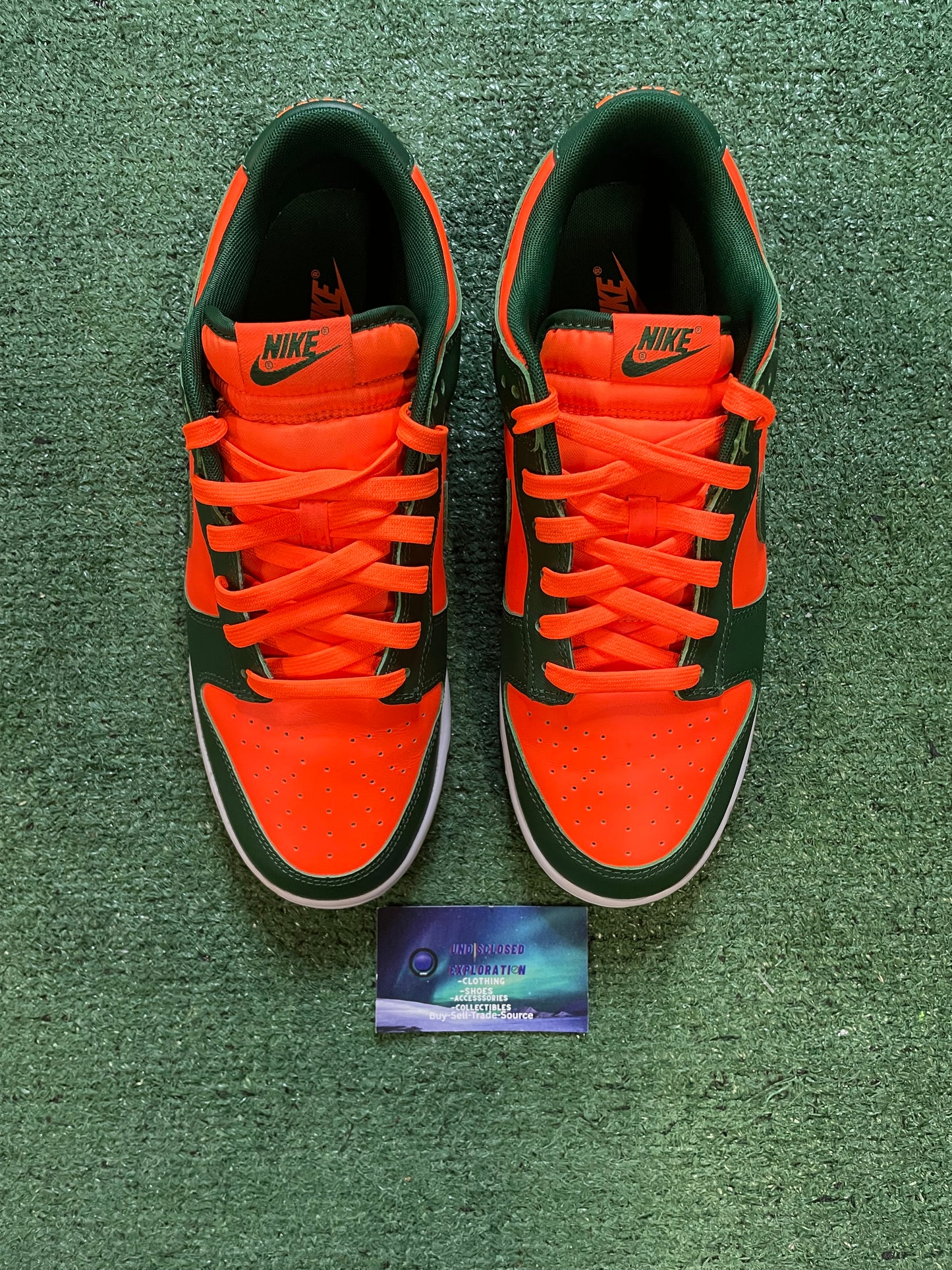 Nike dunk low hurricane size 10.5men/12women
