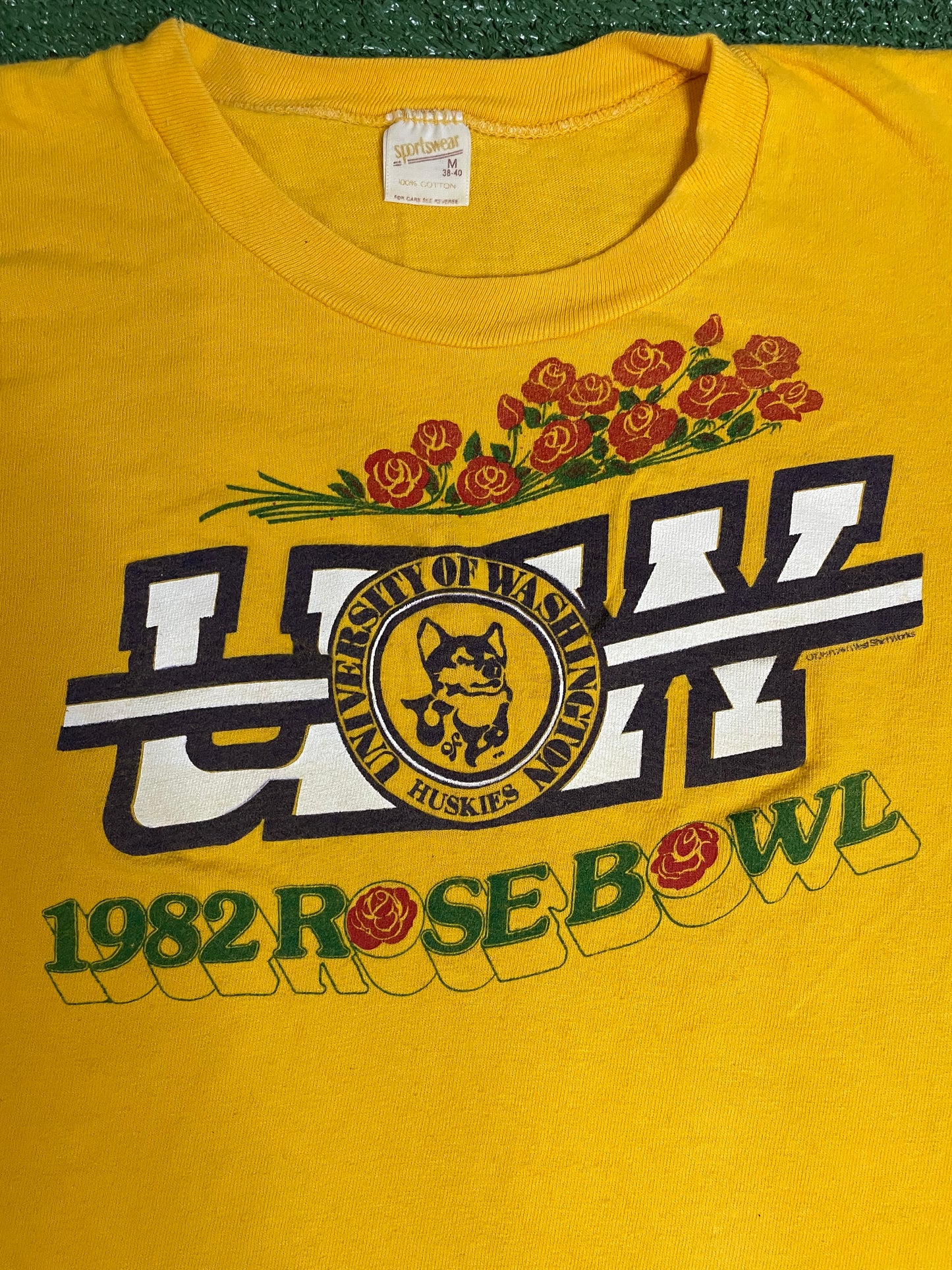 Vintage 1982 UW university of Washington rose bowl tee