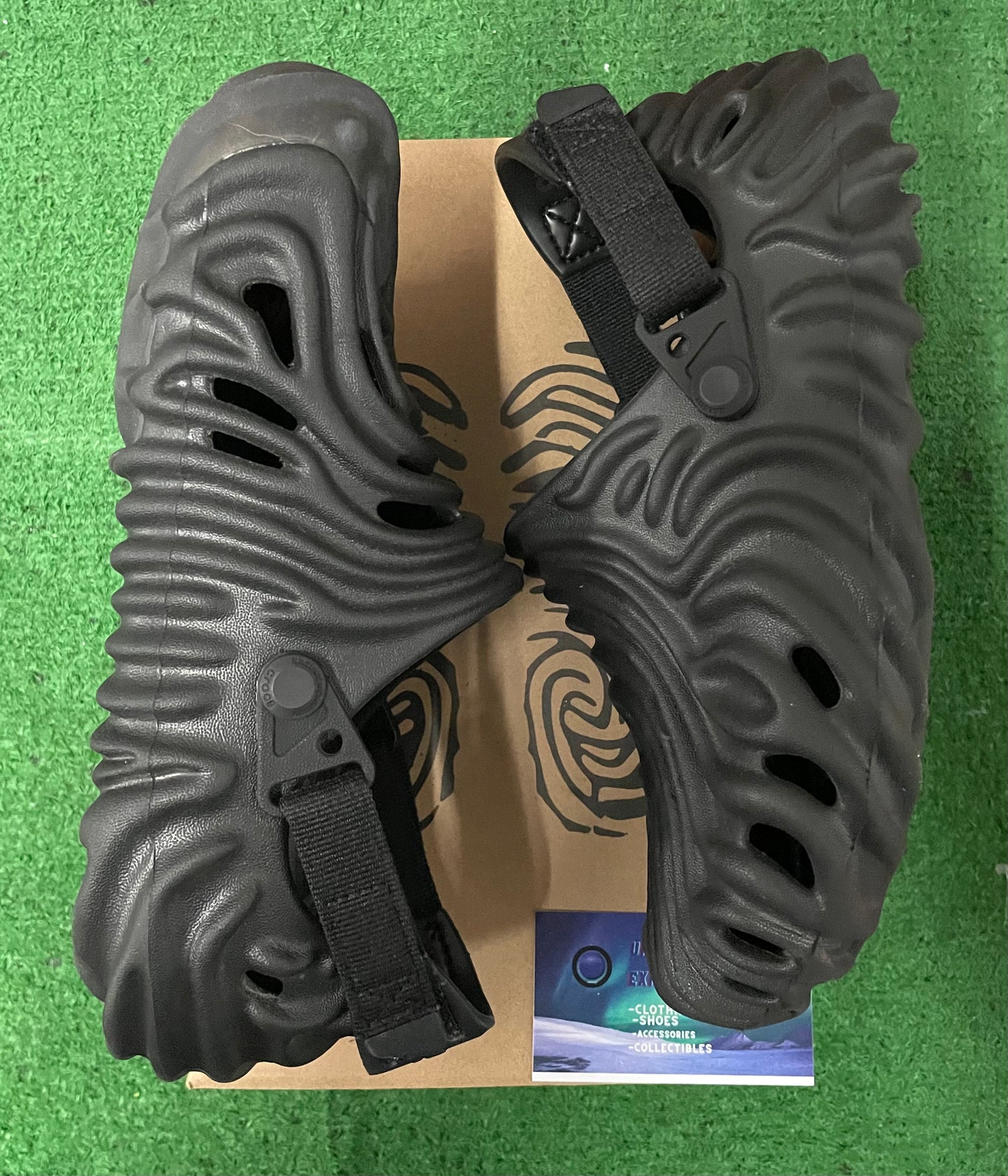 Salehe bembury Sasquatch crocs size 6men/7.5women