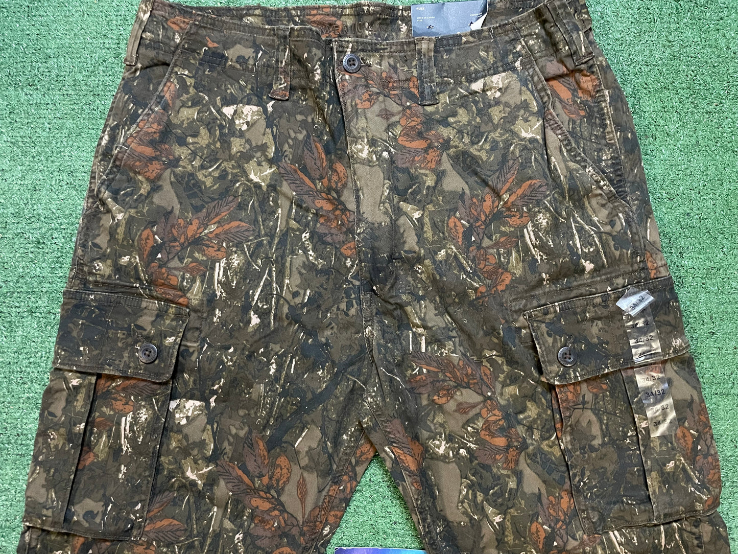 American Eagle camo forest cargo pants