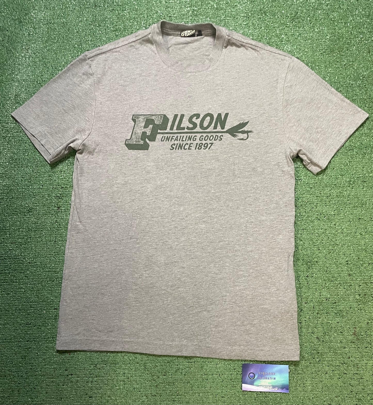 Filson Unfailing goods grey & green tee