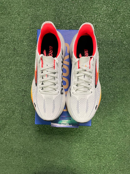 Brooks Hyperion max 2 illusion coral