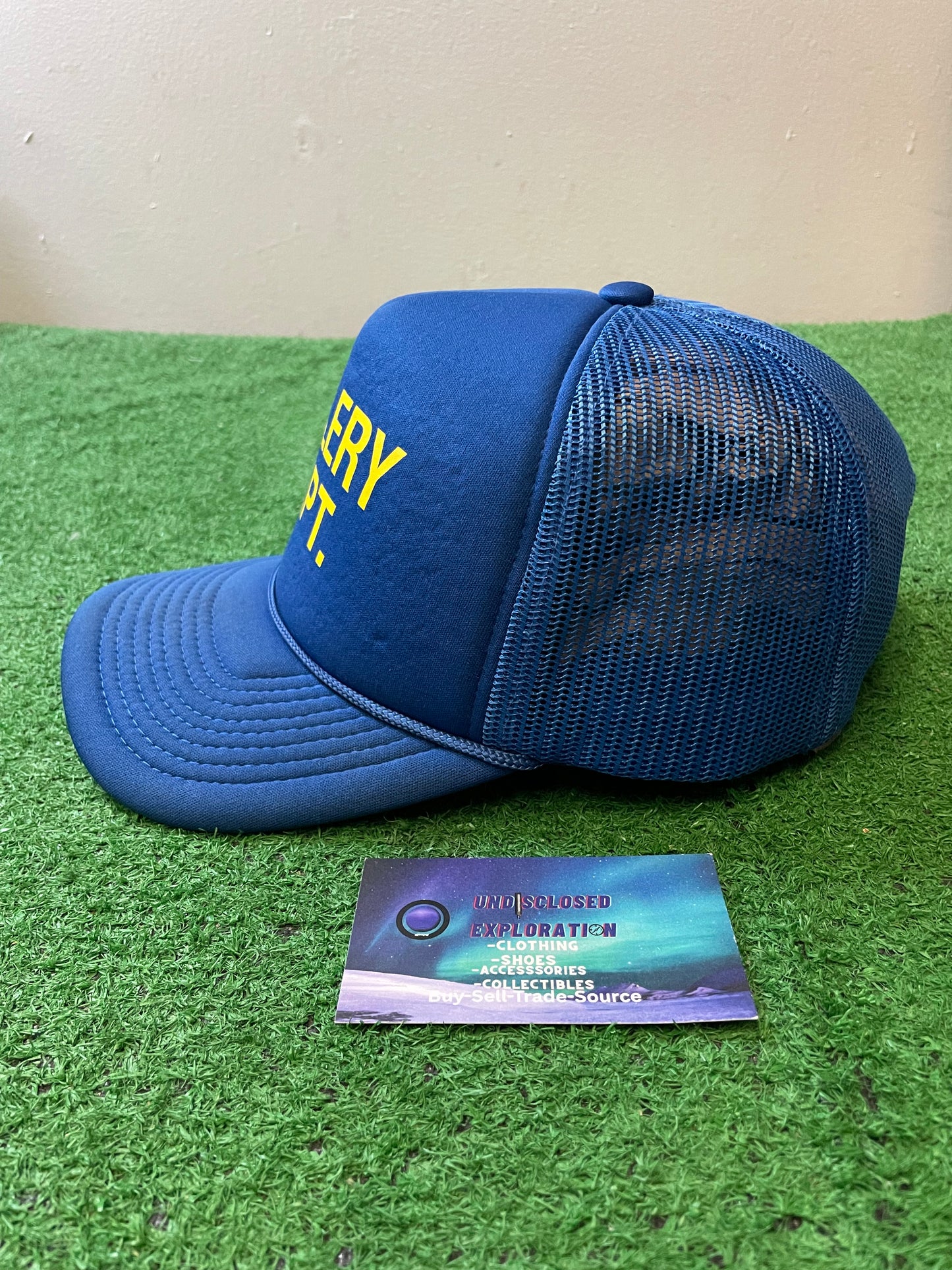 Gallery Dept blue and yellow trucker hat