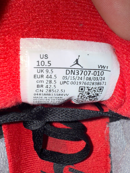 Jordan 3 Black Cement 10.5 Men/12 Women “Preowned”