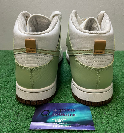 Nike Dunk high inspected by swoosh 8men/9.5women