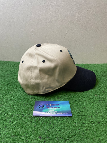 Seattle Kraken white/deep sea blue hat