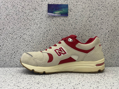 New Balance 1700 Kith Toronto Marshmallow 10.5 Men/12 Women “Preowned”