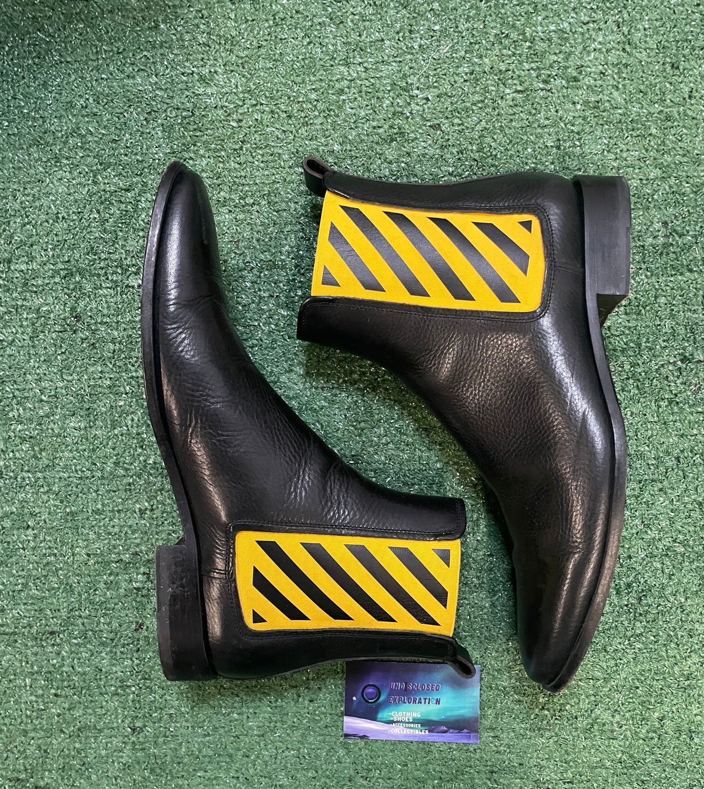 Off White leather diagonal Chelsea boots size 9men/10.5women(EU 42)