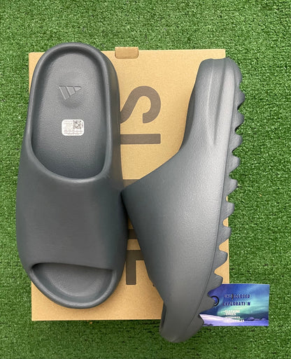 Yeezy Slide Slate Marine