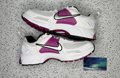 Nike Vomero Hot Fuchsia 5 Youth/6.5 Women “Preowned”
